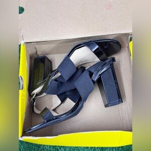 Liz Claiborne Elegant Black Block Heel‎ Sandals Size 8
